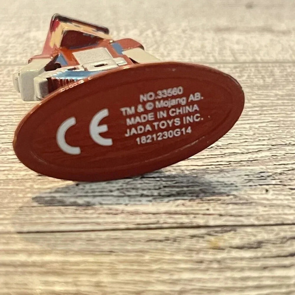 Jada Minecraft Dungeons Nano Metalfigs Valorie Diecast Mojang Metal Mini Figure - Picture 5 of 5